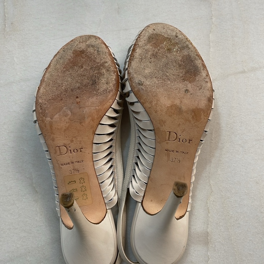 Dior Leather Cream Heeled - Picture 5 of 10